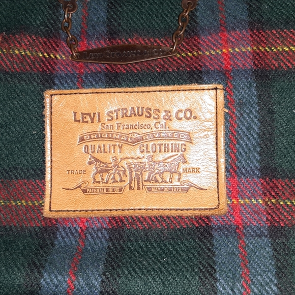 Levi Strauss heavy winter coat - Picture 2 of 4